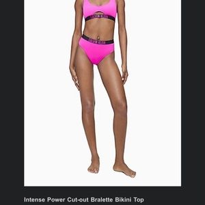 ✨ Calvin Klein Bathing Suit Top ✨